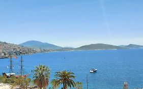 Sea View Apartment Saranda